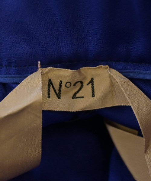 Nﾟ 21 กระโปรงยาวถึงเข่า