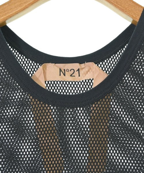 Nﾟ 21 เสื้อกล้าม