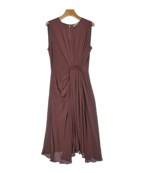 Nﾟ 21 ชุดเดรส