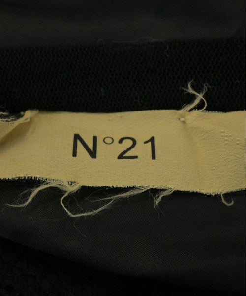 Nﾟ 21 เสื้อสตรี