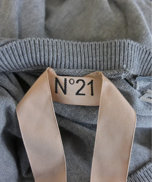 Nﾟ 21 เสื้อกันหนาว