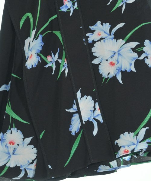 Nﾟ 21 กระโปรงยาวถึงเข่า