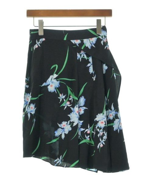 Nﾟ 21 กระโปรงยาวถึงเข่า