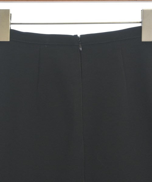 Nﾟ 21 กระโปรงยาวถึงเข่า