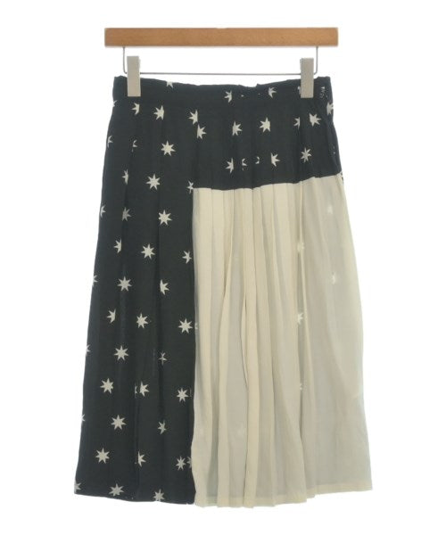 Nﾟ 21 กระโปรงยาวถึงเข่า