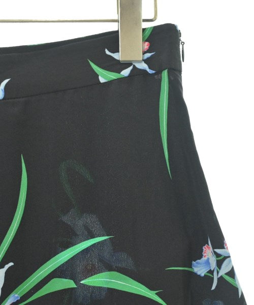 Nﾟ 21 กระโปรงยาวถึงเข่า