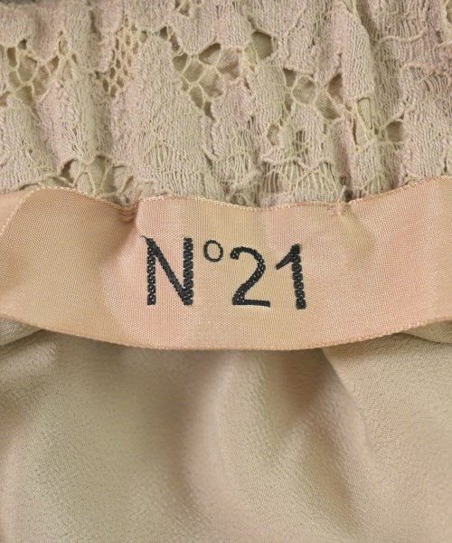 Nﾟ 21 กระโปรงยาวถึงเข่า