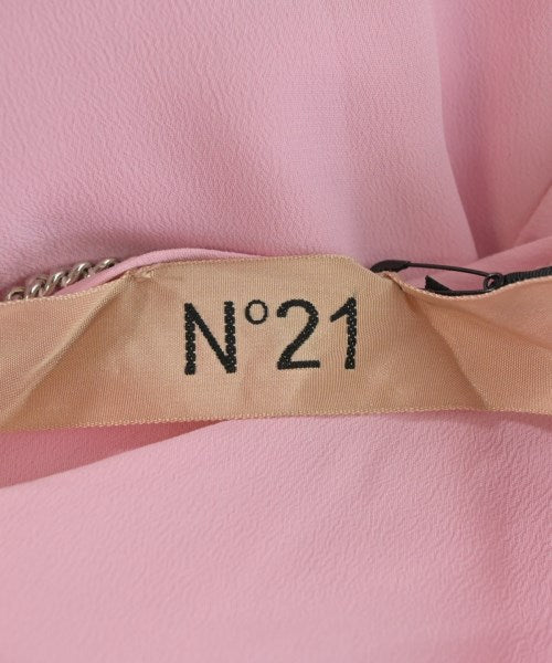 Nﾟ 21 เสื้อสตรี