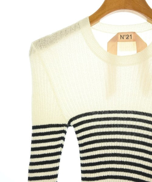 Nﾟ 21 เสื้อกันหนาว