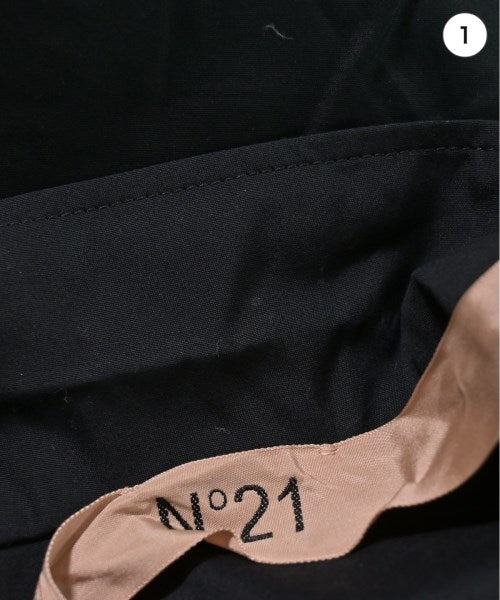 Nﾟ 21 เสื้อสตรี
