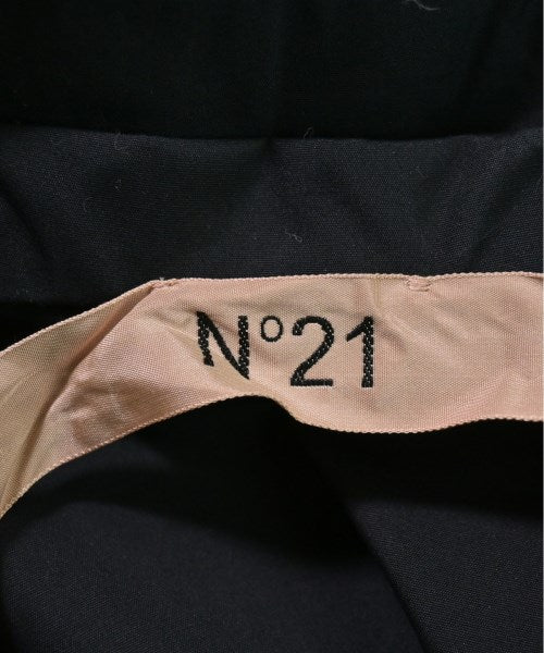 Nﾟ 21 เสื้อสตรี
