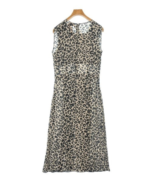 Nﾟ 21 ชุดเดรส