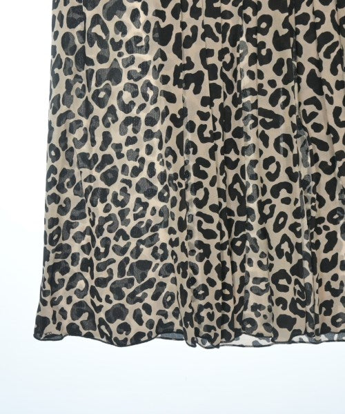 Nﾟ 21 ชุดเดรส