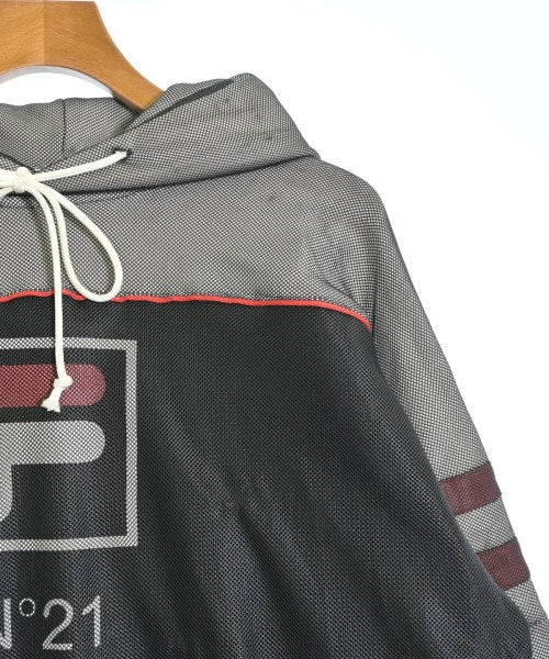 Nﾟ 21 เสื้อฮู้ด