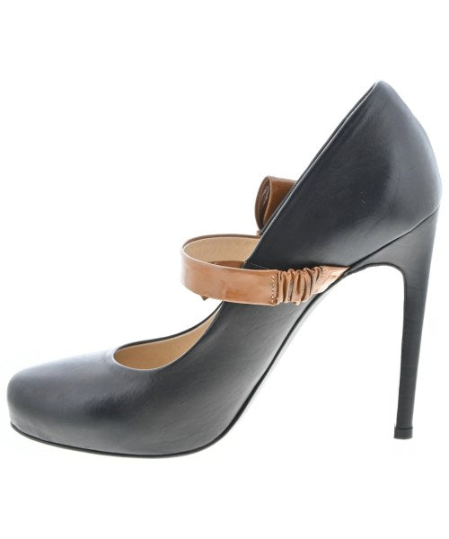 Nﾟ 21 รองเท้าส้นสูง