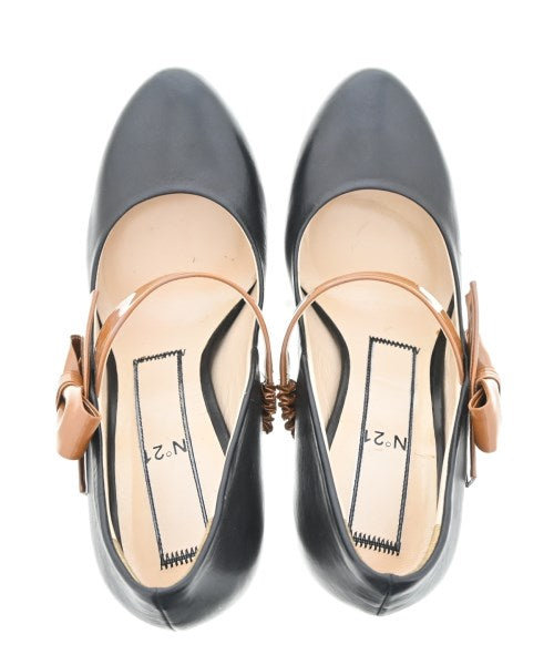 Nﾟ 21 รองเท้าส้นสูง