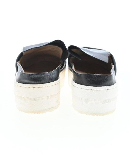 Nﾟ 21 รองเท้า อื่น