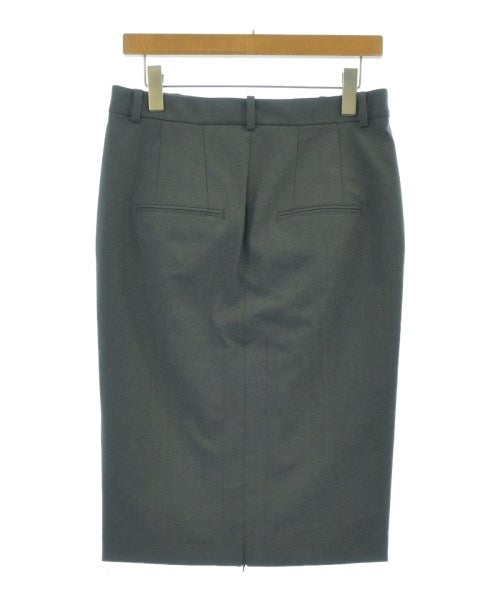 Nﾟ 21 กระโปรงยาวถึงเข่า