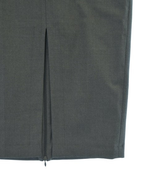 Nﾟ 21 กระโปรงยาวถึงเข่า