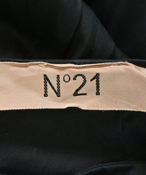 Nﾟ 21 กระโปรงยาวถึงเข่า