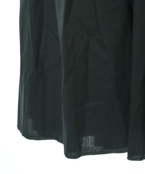 Nﾟ 21 กระโปรงยาวถึงเข่า