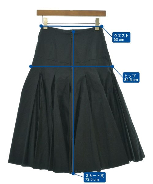 Nﾟ 21 กระโปรงยาวถึงเข่า