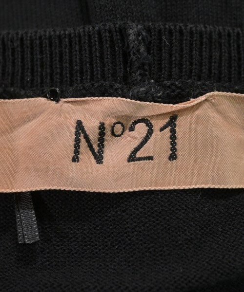 Nﾟ 21 เสื้อกันหนาว