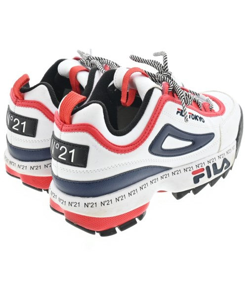 Nﾟ 21 รองเท้าผ้าใบ