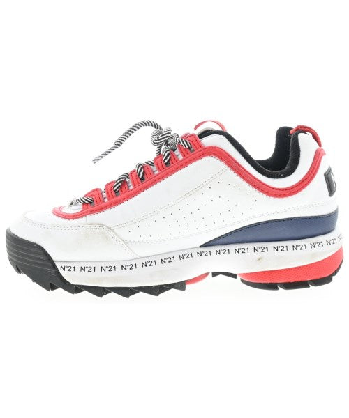 Nﾟ 21 รองเท้าผ้าใบ