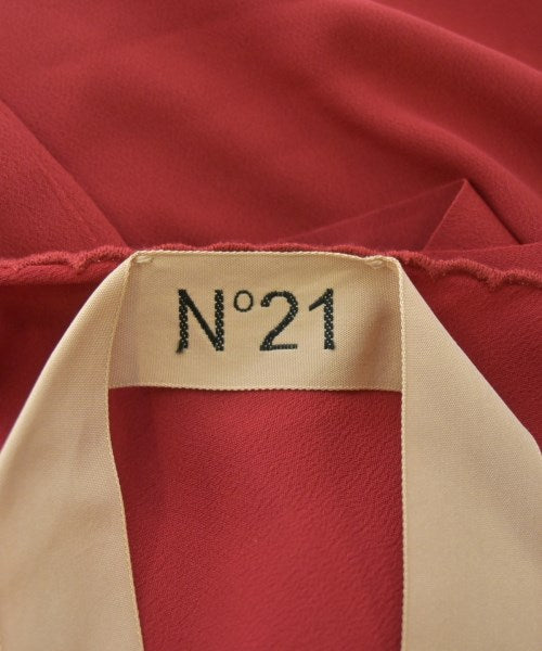 Nﾟ 21 เสื้อสตรี