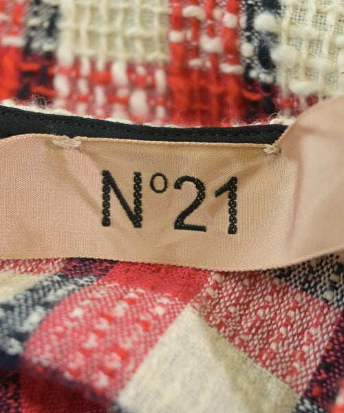 Nﾟ 21 เสื้อสตรี