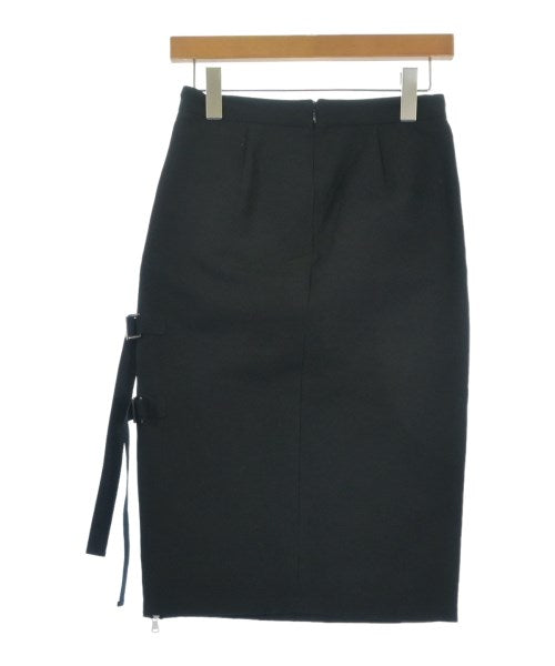 Nﾟ 21 กระโปรงยาวถึงเข่า