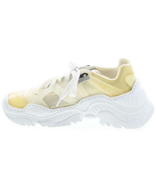 Nﾟ 21 รองเท้าผ้าใบ