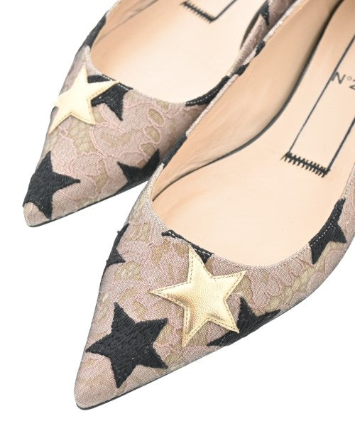 Nﾟ 21 รองเท้าส้นสูง