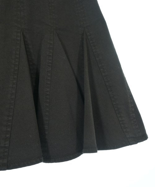 Nﾟ 21 กระโปรงสั้น