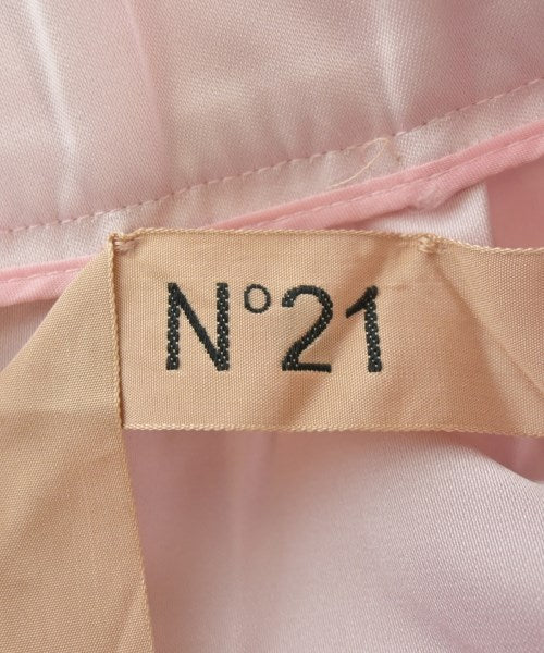 Nﾟ 21 กระโปรงยาวถึงเข่า