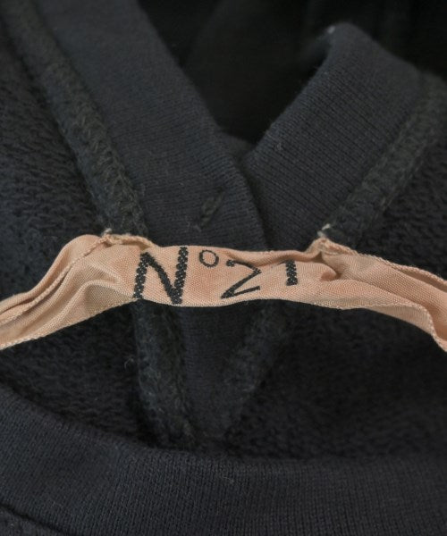 Nﾟ 21 เสื้อสเวตเตอร์