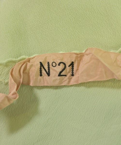 Nﾟ 21 เสื้อสตรี