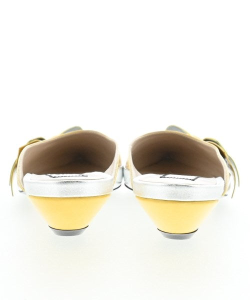 Nﾟ 21 รองเท้า อื่น