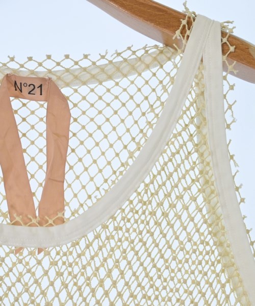 Nﾟ 21 เสื้อลำลอง