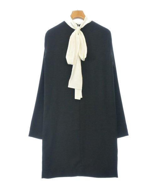 Nﾟ 21 ชุดเดรส