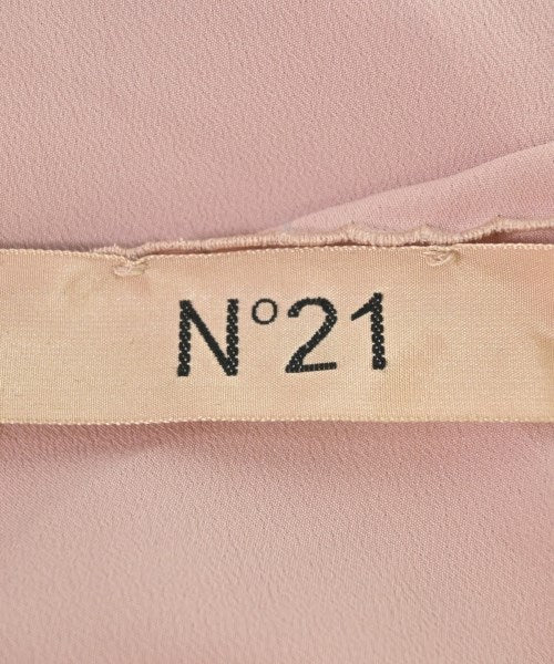 Nﾟ 21 เสื้อสตรี