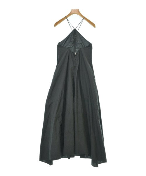 Nﾟ 21 ชุดเดรส