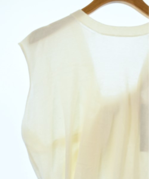 Nﾟ 21 เสื้อแขนกุด