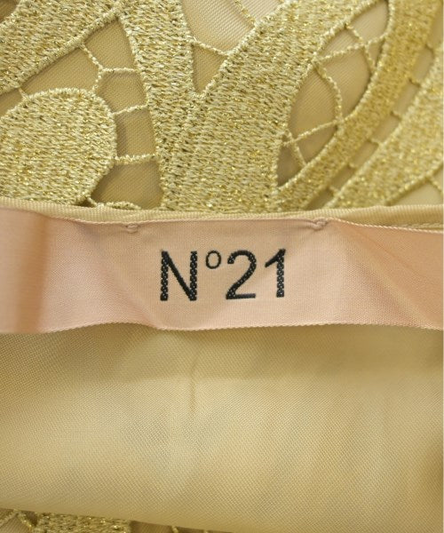 Nﾟ 21 ชุดเดรส