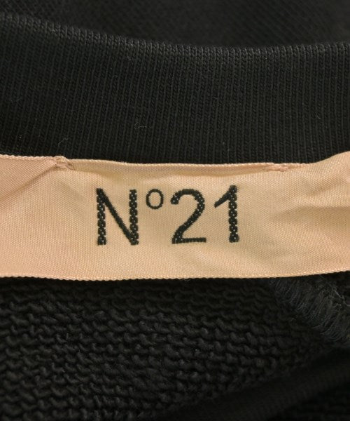 Nﾟ 21 ชุดเดรส