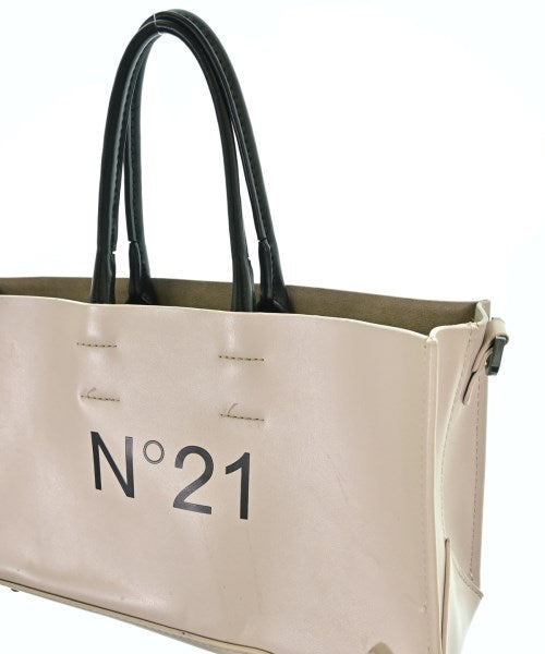 Nﾟ 21 กระเป๋าสะพาย