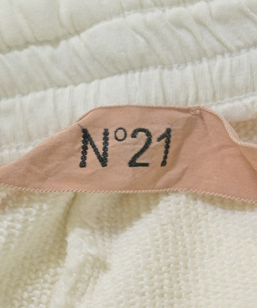Nﾟ 21 กางเกงขาสั้น