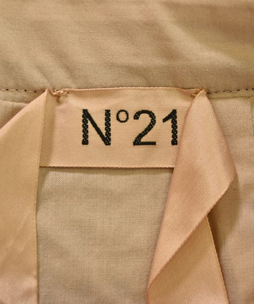 Nﾟ 21 กระโปรงยาวถึงเข่า