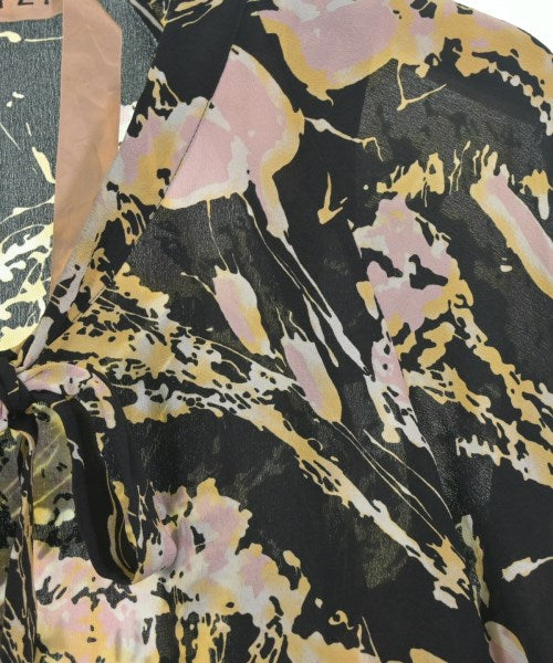 Nﾟ 21 เสื้อสตรี